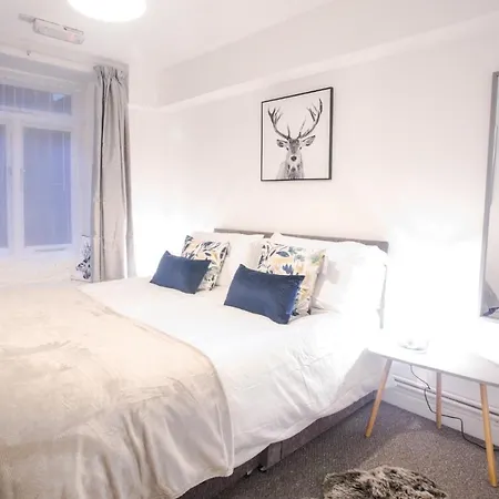 16 Oakfield Place Lägenhet *